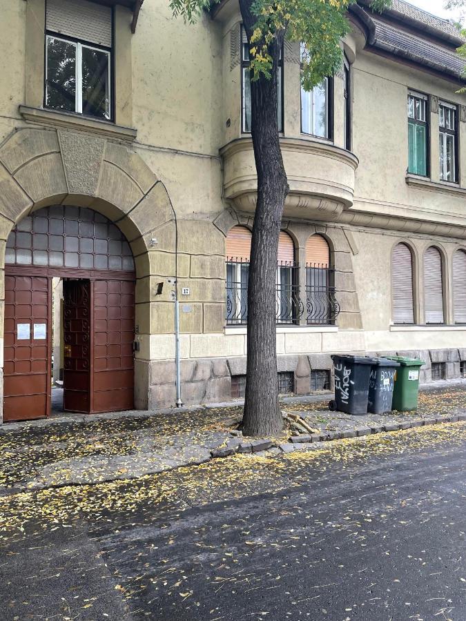 Sun City Apartment Szeged Exterior photo
